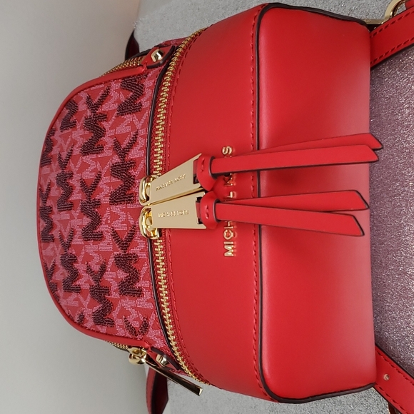 🎉2xHP🎉Michael Kors ♥️NWT♥️ Rhea Zip XS Backpack in Fire Engine Red!♥️♥️♥️ - Picture 15 of 16